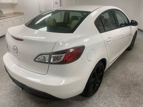 Used 2011 MAZDA MAZDA3 i Touring image 5