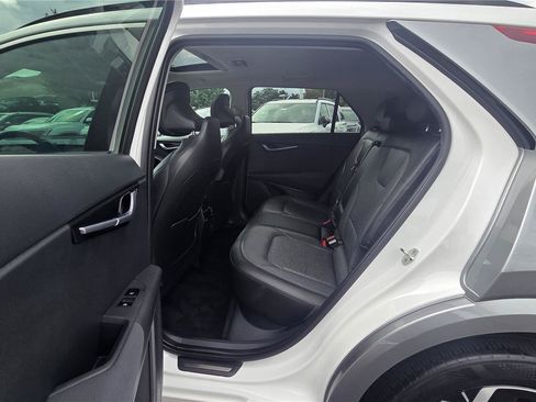 Certified 2023 Kia Niro Wave w/ Wave Preserve Package FWD image 30