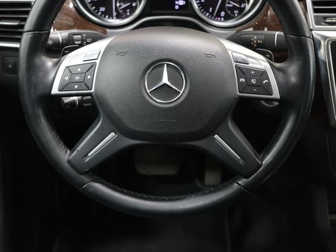 Used 2012 Mercedes-Benz ML 350 4MATIC image 17
