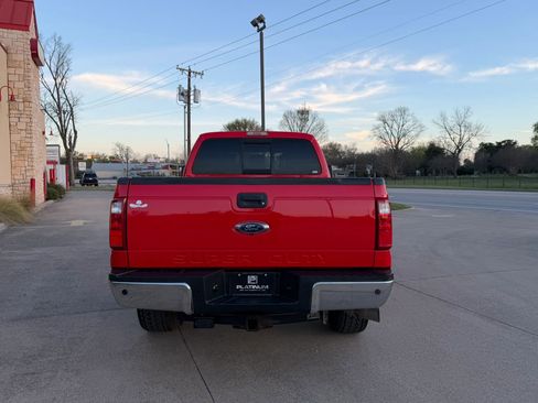 Used 2016 Ford F250 Lariat w/ Lariat Interior Package image 4