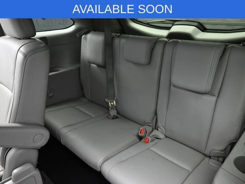 Used 2016 Toyota Highlander XLE AWD/4WD image 30