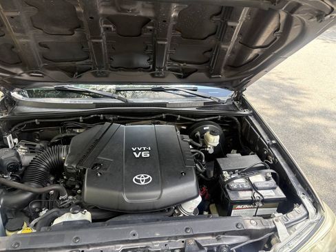 Used 2013 Toyota Tacoma PreRunner w/ Limited Pkg RWD image 14