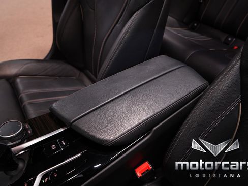 Used 2021 BMW 530i image 36