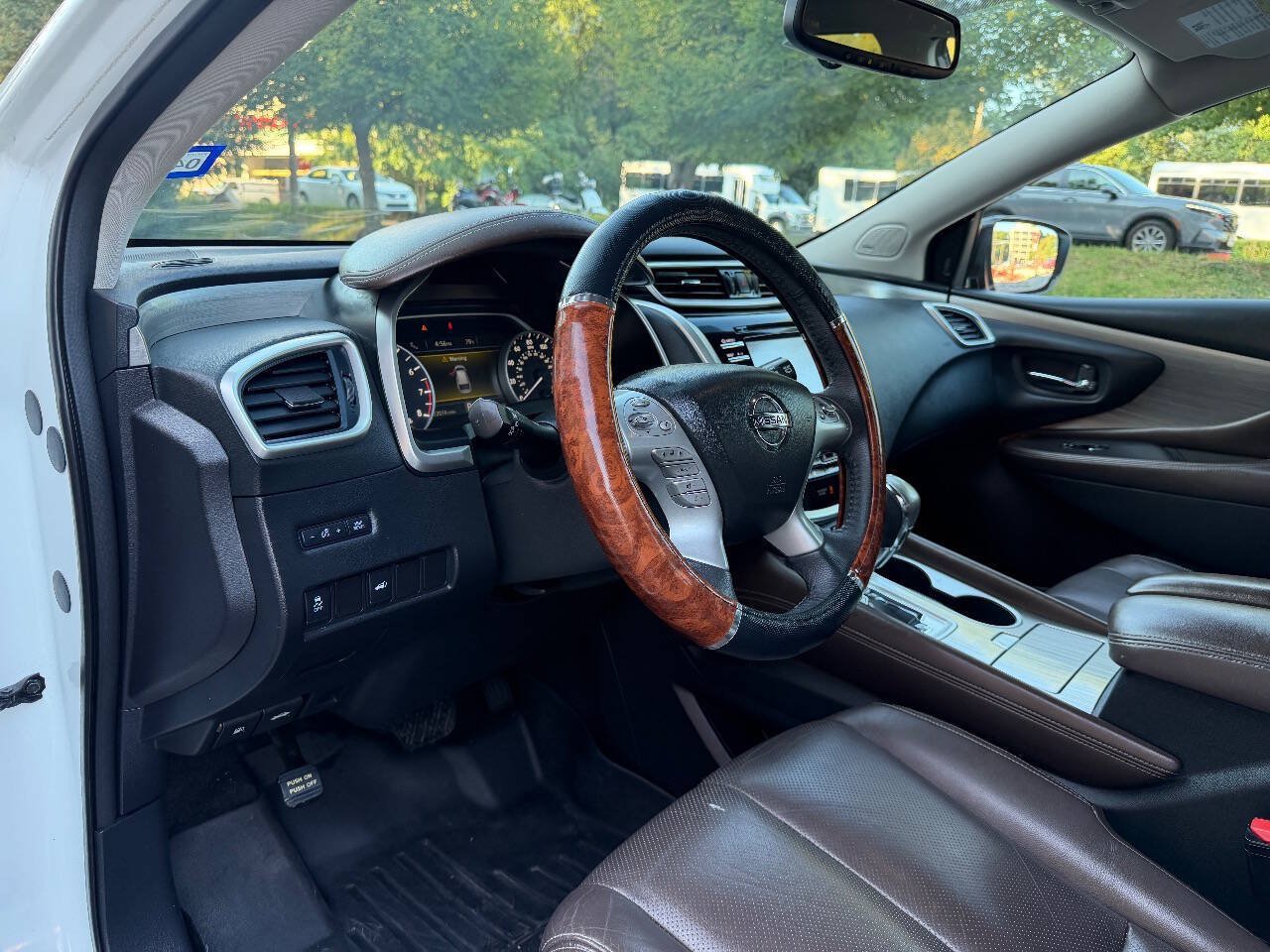 Used 2015 Nissan Murano SL FWD image 11