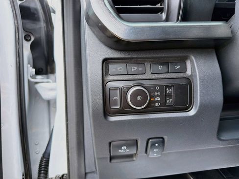 Certified 2023 Ford F250 Lariat w/ Lariat Ultimate Package AWD/4WD image 14