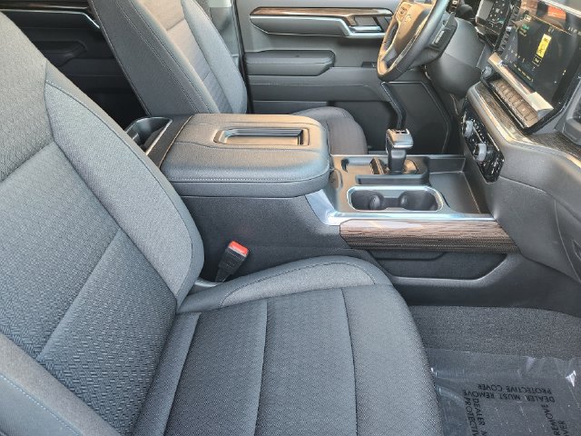 Used 2022 Chevrolet Silverado 1500 LT RWD image 19