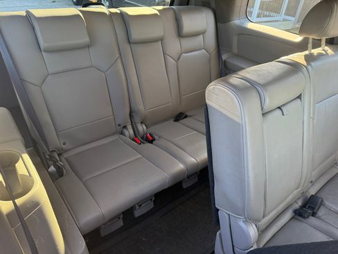 Used 2010 Honda Pilot EX-L image 13