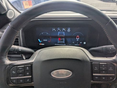 Used 2024 Ford F350 Platinum w/ FX4 Off-Road Package image 32