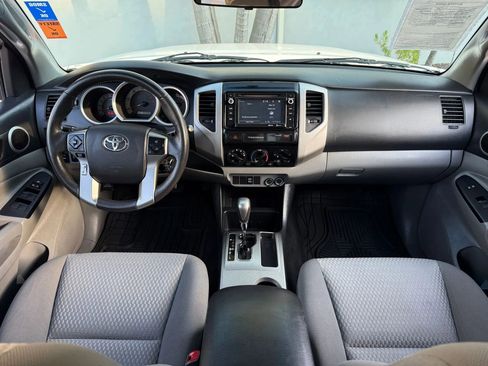 Used 2015 Toyota Tacoma 2WD Double Cab w/ SR5 Package image 18