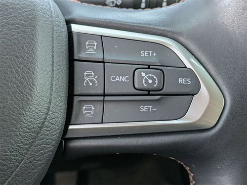 Certified 2022 Jeep Compass Limited image 21