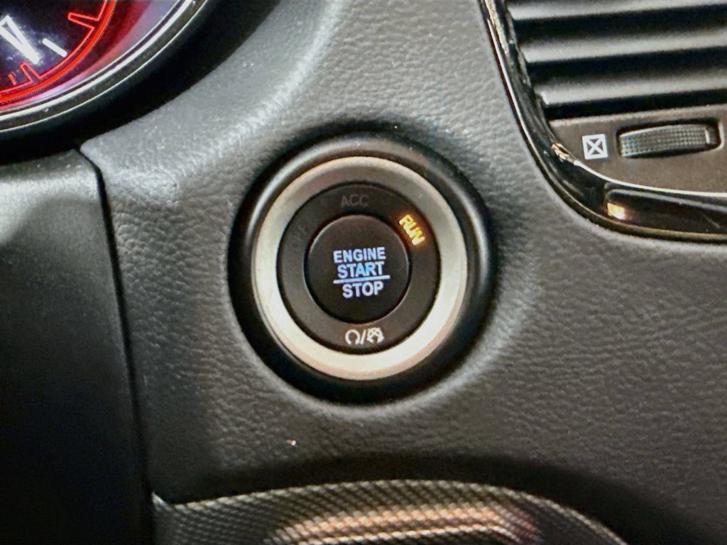 Used 2020 Dodge Durango GT RWD image 16