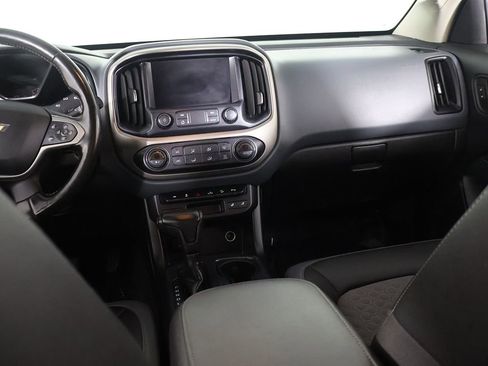 Used 2020 Chevrolet Colorado Z71 AWD/4WD image 31