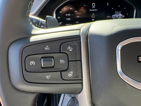 Used 2025 GMC Sierra 1500 Denali w/ Denali Reserve Package AWD/4WD image 26