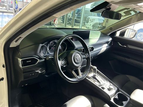 Used 2021 MAZDA CX-5 Touring image 16