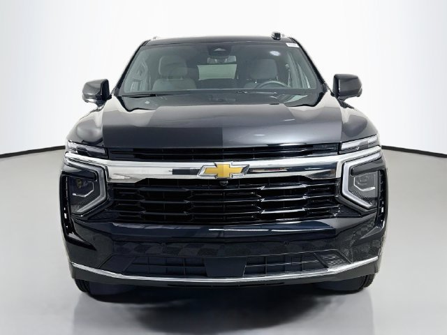 Used 2026 Chevrolet Tahoe LS RWD image 2