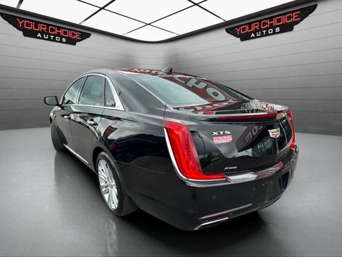 Used 2019 Cadillac XTS Luxury image 3