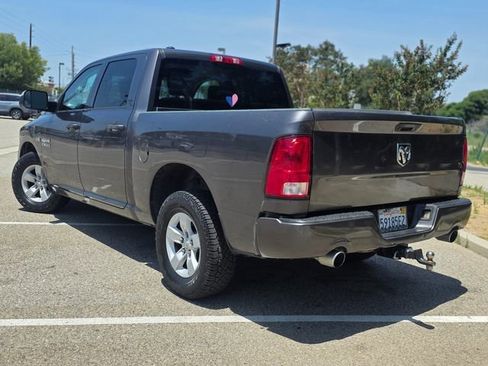 Used 2017 RAM 1500 Express RWD image 33