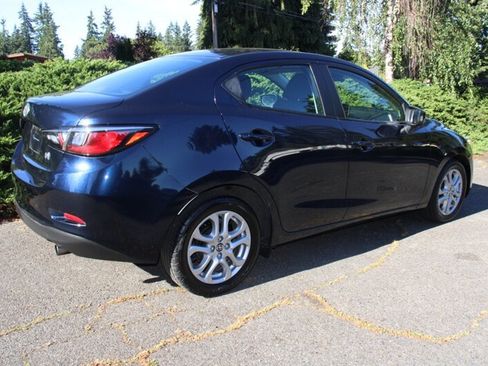 Used 2016 Scion iA FWD image 3