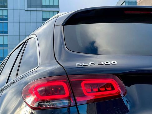Certified 2022 Mercedes-Benz GLC 300 4MATIC image 8