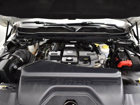 Used 2020 RAM 3500 Limited image 7