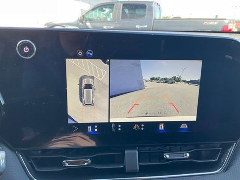 Used 2025 Chevrolet Equinox RS w/ Safety and Technology Package AWD/4WD image 6