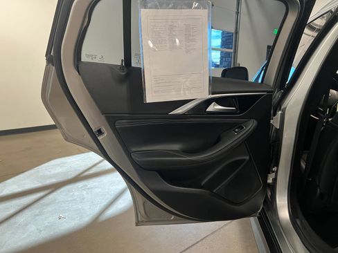 Used 2018 INFINITI QX30 Premium w/ Navigation Package image 31