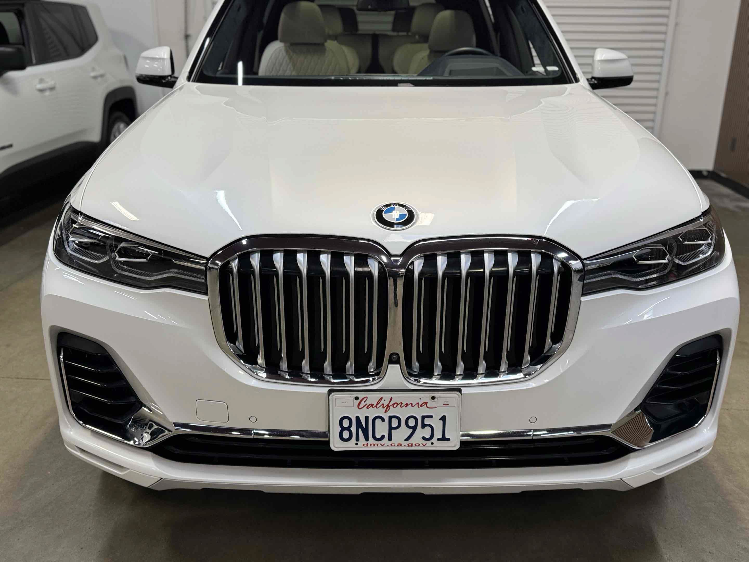 Used 2020 BMW X7 xDrive40i w/ Premium Package AWD/4WD image 28