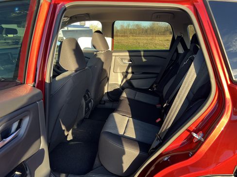 New 2026 Nissan Rogue SV image 5