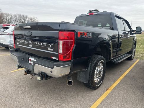 Used 2022 Ford F250 XLT w/ XLT Premium Package image 8