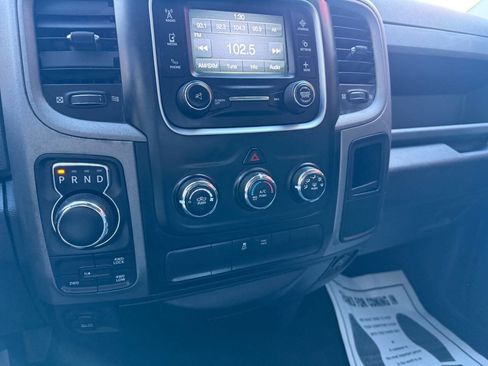 Used 2014 RAM 1500 Express image 27