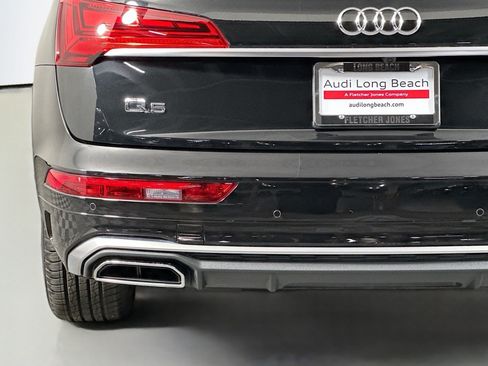 Used 2023 Audi Q5 2.0T Premium w/ Convenience Package AWD/4WD image 17