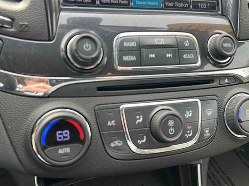 Used 2018 Chevrolet Impala Premier FWD image 19