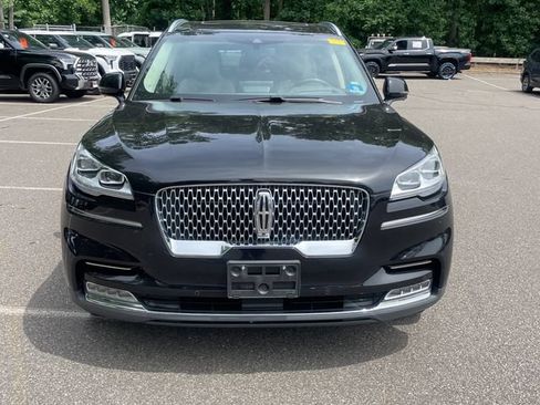 Used 2020 Lincoln Aviator Reserve w/ Equipment Group 202A AWD/4WD image 2
