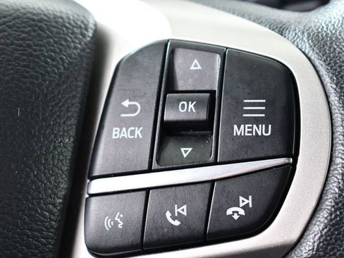 Used 2023 Ford Explorer XLT w/ Equipment Group 202A image 33