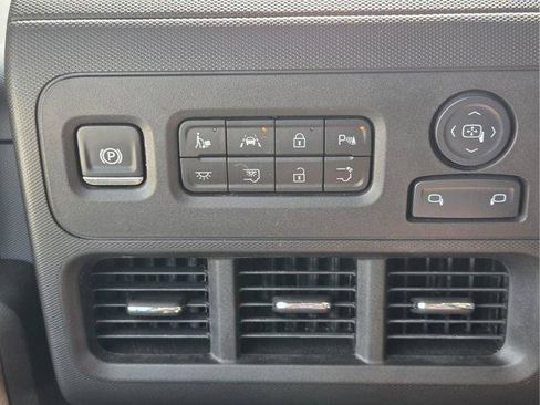 Used 2024 Chevrolet Brightdrop 600 w/ Commercial Equipment Package AWD/4WD image 25