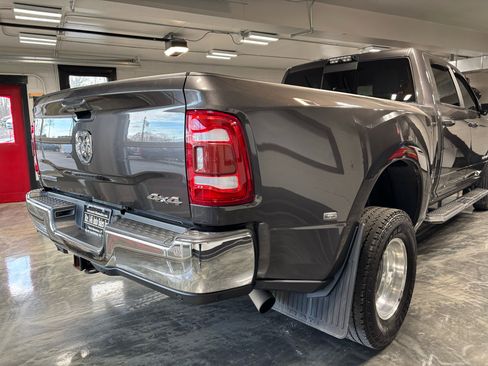 Used 2021 RAM 3500 Big Horn w/ Level 2 Equipment Group image 13