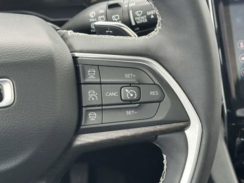 Used 2023 Jeep Grand Cherokee L Limited w/ Trailer Tow Group (B) image 26