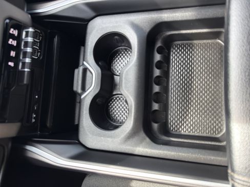 Used 2019 RAM 1500 Big Horn image 23