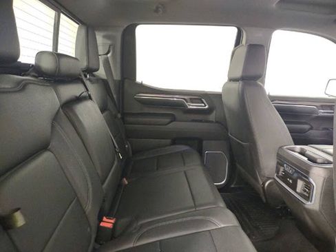 Used 2023 Chevrolet Silverado 1500 LTZ w/ LTZ Convenience Package II AWD/4WD image 15