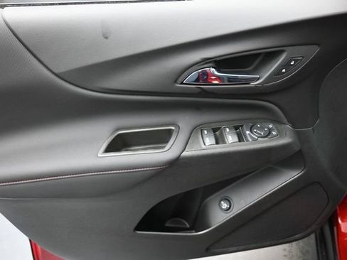 Used 2024 Chevrolet Equinox RS FWD image 14