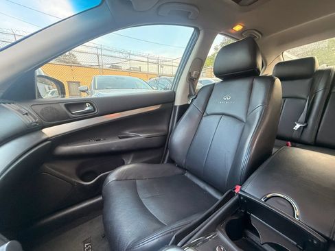 Used 2013 INFINITI G37 Journey w/ Premium Pkg RWD image 25