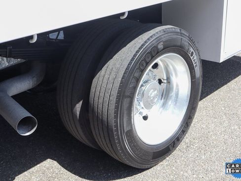 Used 2022 RAM 5500 Tradesman w/ Chrome Appearance Group image 42