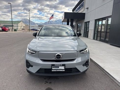 Used 2024 Volvo C40 P8 Recharge Plus w/ Climate Package image 2