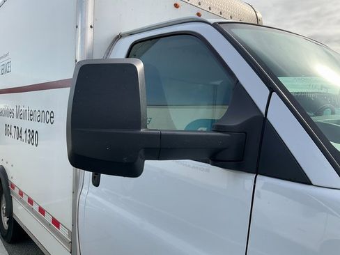 Used 2022 GMC Savana 3500 Work Van w/ Power Convenience Package image 10