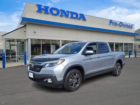 Used 2018 Honda Ridgeline Sport image 1