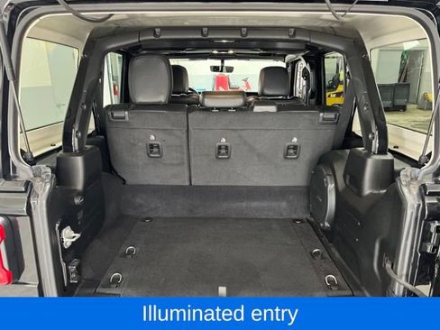 Used 2022 Jeep Wrangler Unlimited Rubicon 4xe AWD/4WD image 29