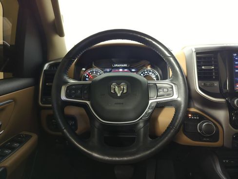 Used 2019 RAM 1500 Big Horn RWD image 16