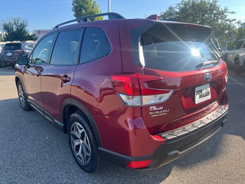 Used 2020 Subaru Forester Premium w/ Popular Package #1 AWD/4WD image 5