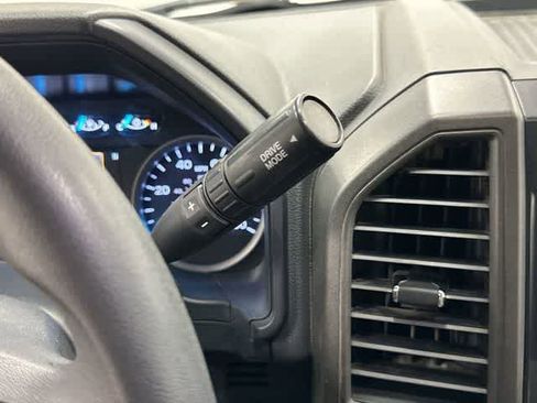 Used 2022 Ford F250 XLT w/ XLT Premium Package AWD/4WD image 24