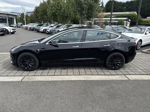 Used 2018 Tesla Model 3 Long Range RWD image 8